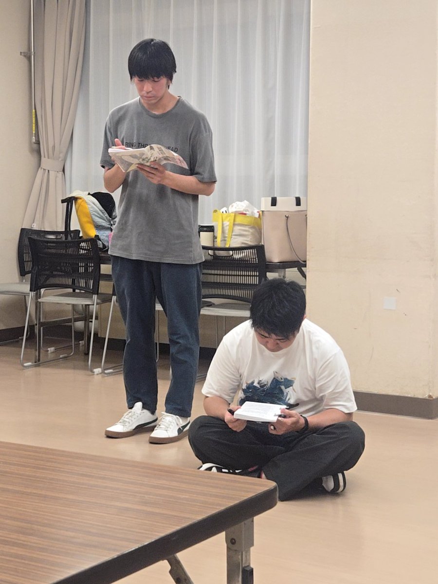 gforesta_info's tweet photo. 洋館ミステリ劇場　江戸川乱歩「妖魔」いよいよ立ち稽古が始まりました！！
人物やシーンが少しずつ立体化され、これからどんな作品になるのか…楽しみです✨️✨️

雲雀滝山荘公演は、
https://t.co/F2wPjn0OdU
8/2(日)10時よりご予約開始です！
楽しみにしていてくださいね😊
#洋館ミステリ #妖魔 https://t.co/sYzj6sfHvM