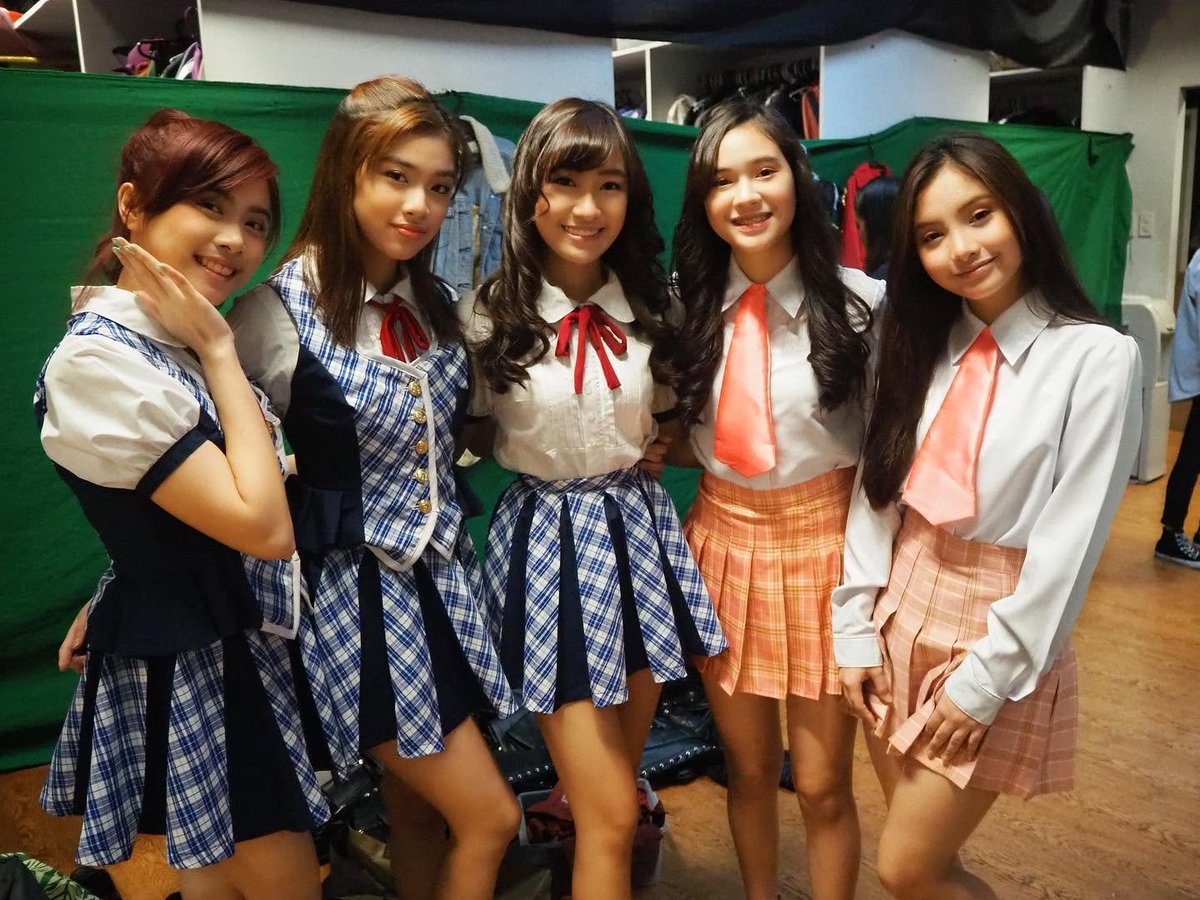 minelpy's tweet photo. naiiyak ako guys huhu look what i found ><!!!! https://t.co/GtdyxuQTzl
