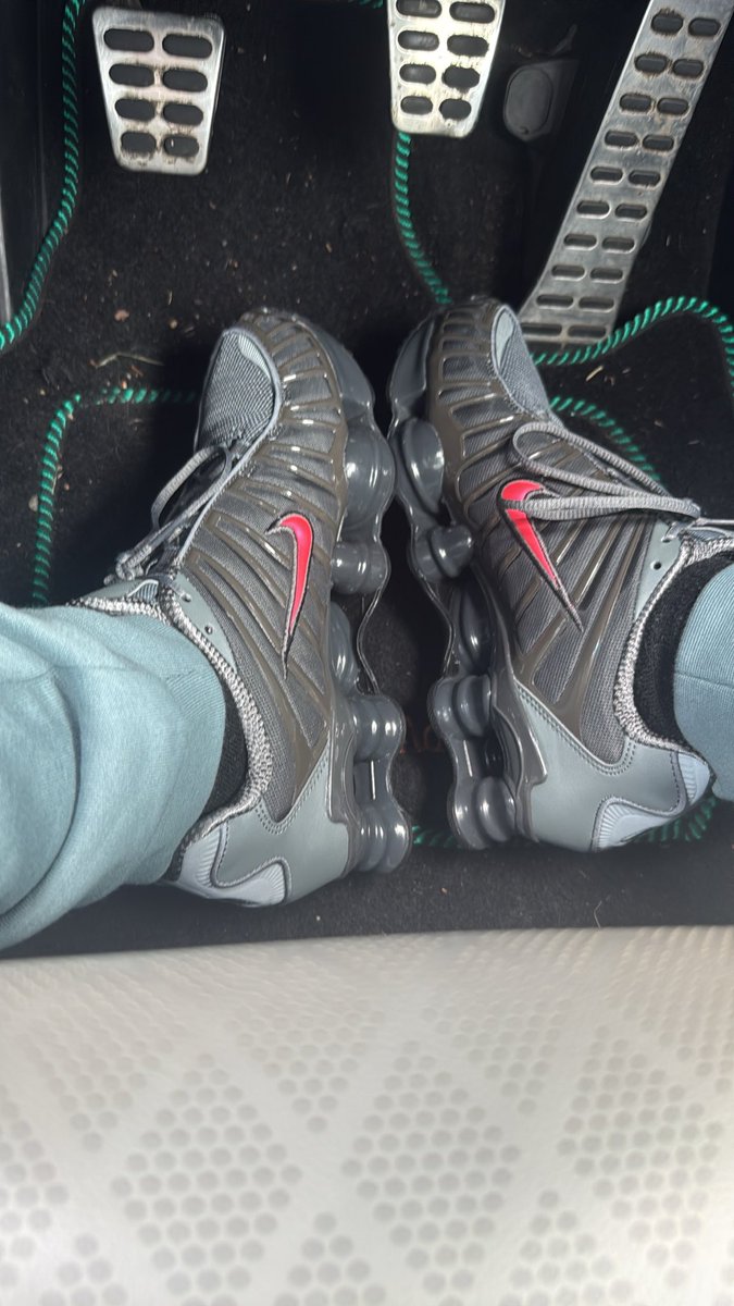 Jimmy016462193's tweet photo. Right bitches get donating to master! Link in bio Who wants a sniff at these then 😏😈 #cashfags #money #donate #fetish #scally #kink #gay #footfetish #football https://t.co/lpbZT4sR4N
