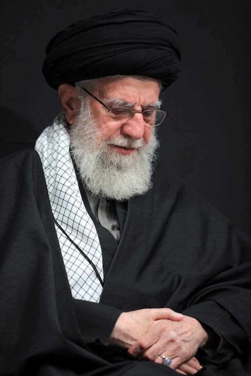 rishezhour's tweet photo. هدیه به #رهبر_شهید یک صلواتی ختم بفرمایید. https://t.co/nJeArtokpt