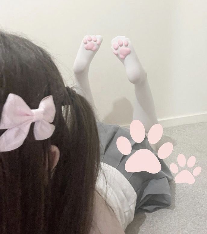 sexyfishx's tweet photo. intro 🤍

୨୧ ₊˚ 𝒶𝓁ℴ𝓇𝒶
♡ she / her
♡ looking for dada 🎀
♡ e-gift cards are appreciated 🎁
♡ dm for discord 💌
♡ pink, pretty &amp; polite 🍓

#lowlvl #selling #rapebait #kiddo #discord #goon #perv #teenage‌girl https://t.co/tXGl4Hbwco