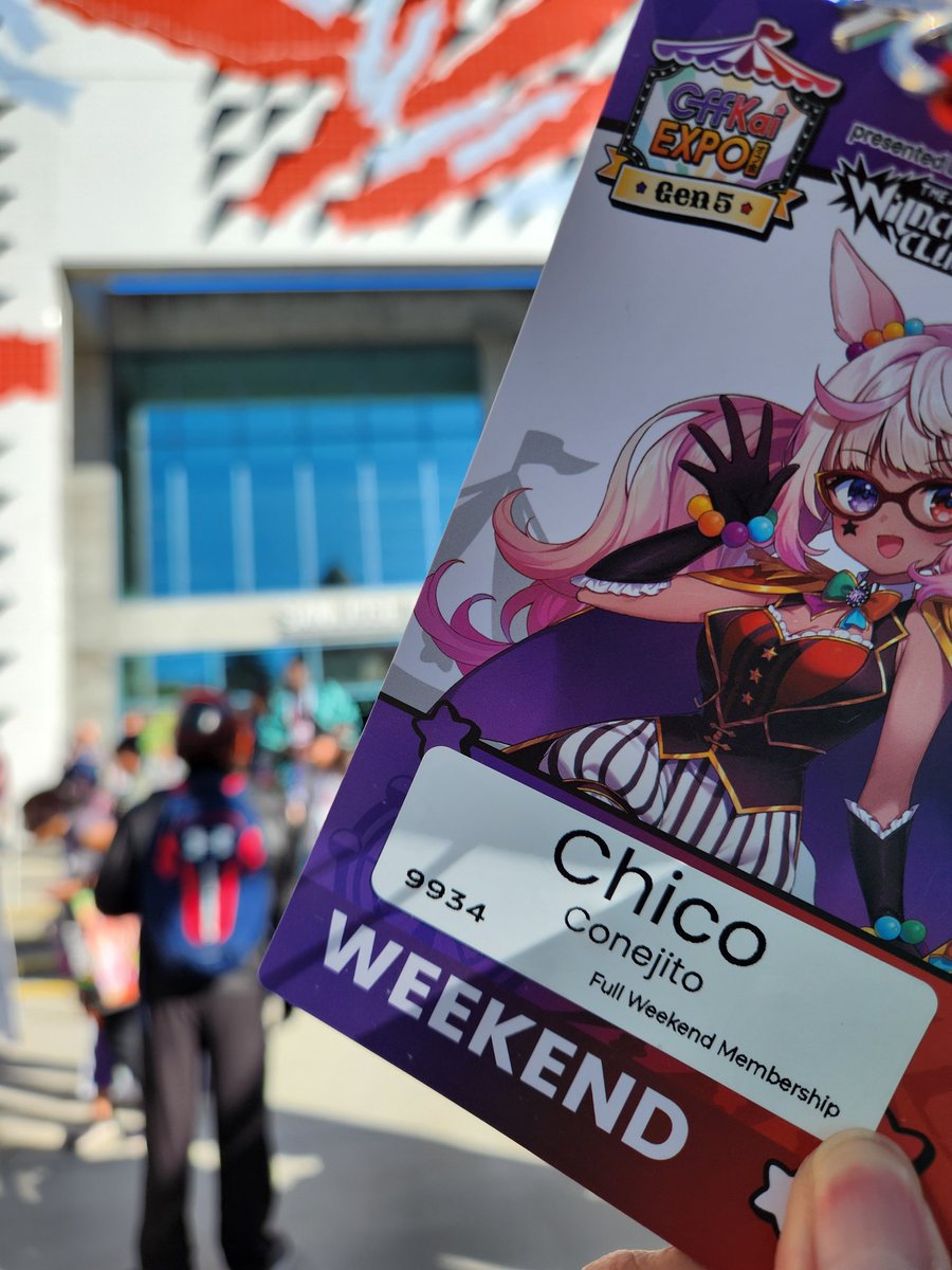 ChicoConejitoVT's tweet photo. Bye bye offkai! It was so much fun this year, hopefully I can make it to the one in April! https://t.co/XAg3wrvWaS