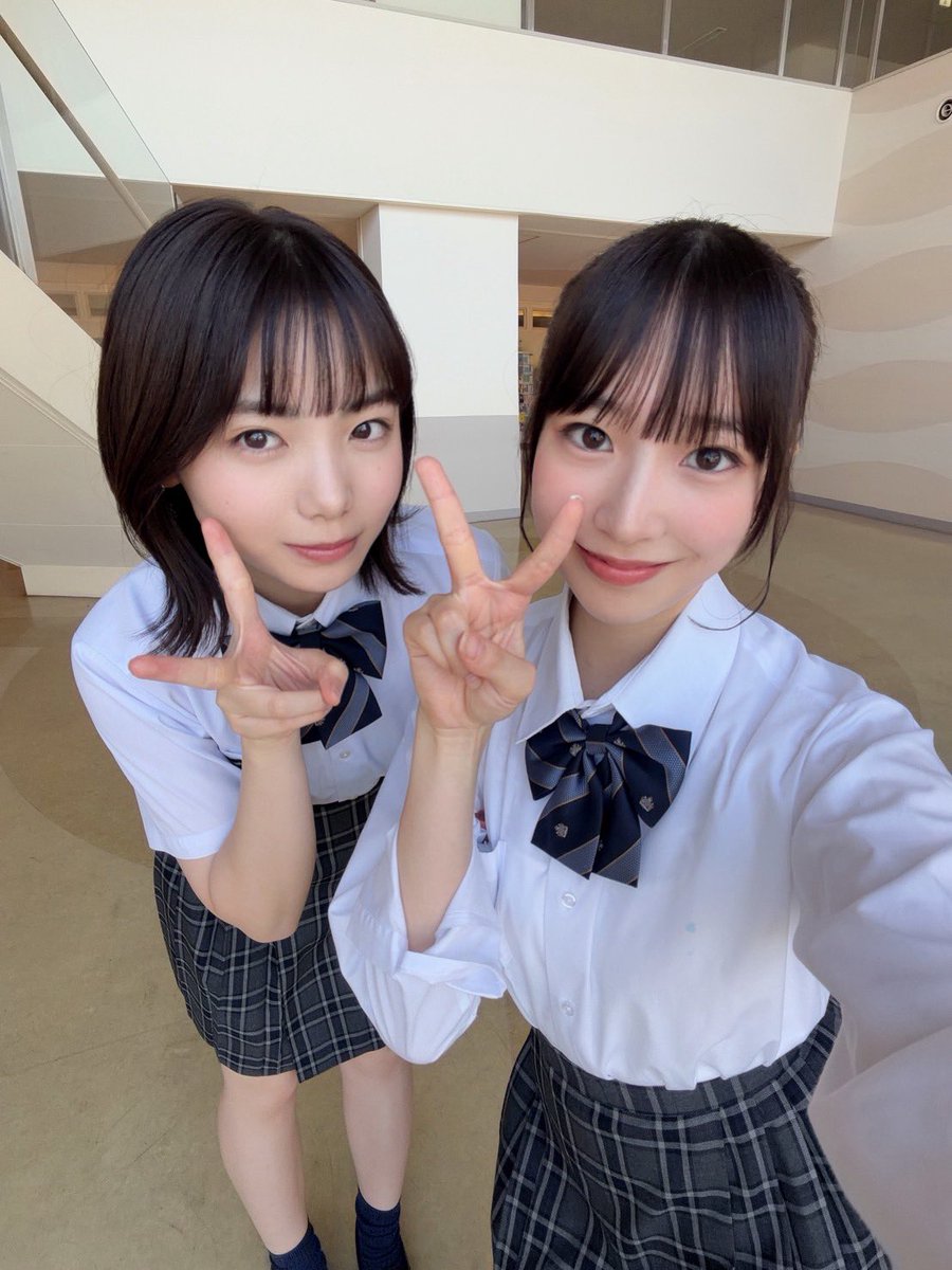 noa_arai_0207's tweet photo. 第2話かわいすぎた来泉ちゃんと！❤️

一緒に帰った時、
たくさん話せて嬉しかった〜！🥰

ありがとう！！

#GTO 
#稲垣来泉 さん （伊藤結 役）
#新井乃愛 （齋藤澪 役） https://t.co/aqHvRiEUOW