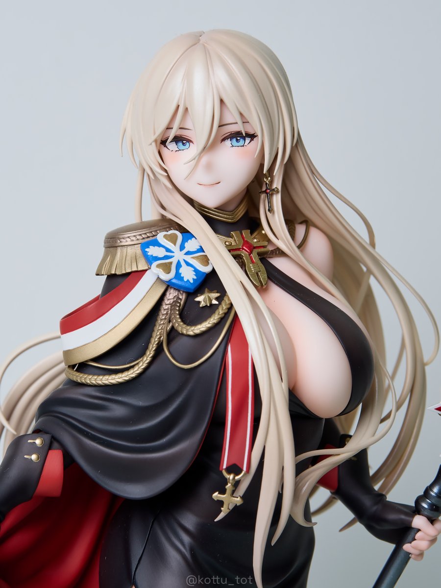 kottu_tot's tweet photo. FuRyuu
アズールレーン　ビスマルク　正装Ver

お顔可愛い

#WF2026s https://t.co/0gNoNCdk59