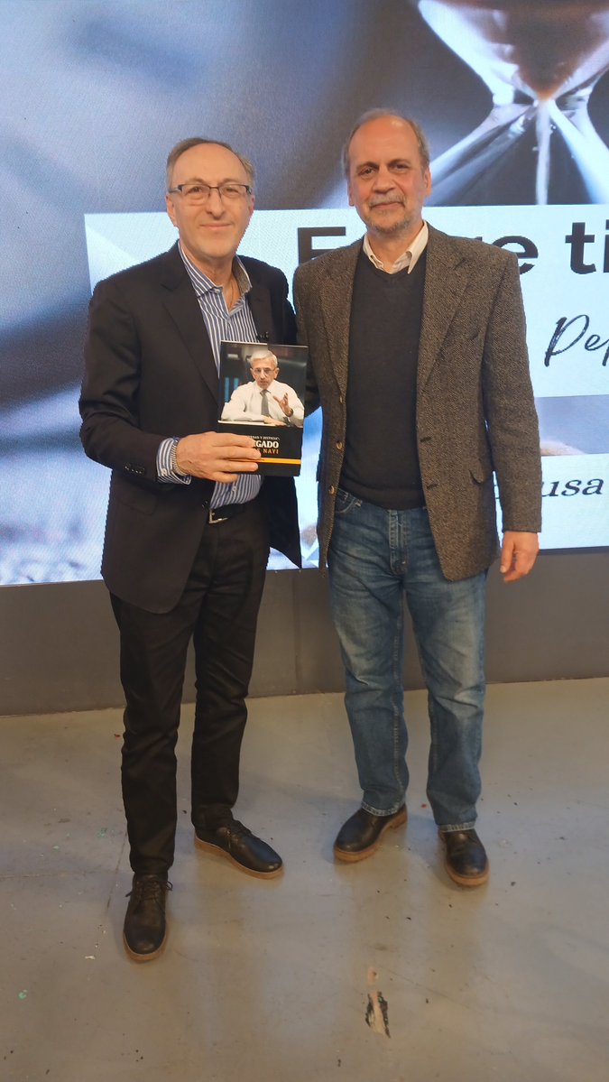 JoseRavalli's tweet photo. El dr Carlos Nayi presentó su biografía escrita por Esteban Lona. "Dios, verdad y justicia: El Legado. Lona contó detalles en Entre Tiempo por Canal C . Martes 22 hs. https://t.co/tFMjWmjEpX