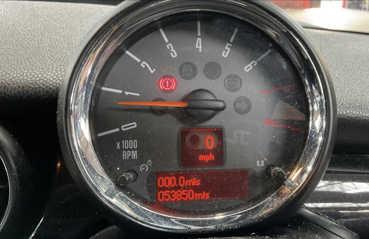 Londonmini1's tweet photo. Rather Special John Cooper Works En Route
2012 JCW Convertible
One Owner
Very Low Mileage.
Full Leather Trim
JCW
Full Details:https://t.co/djUGy9CUwL
#JCW
#JohnCooperWorks
#Cool
#Mini
#WeDeliver
#TheBestMinis https://t.co/iidejHEZcH