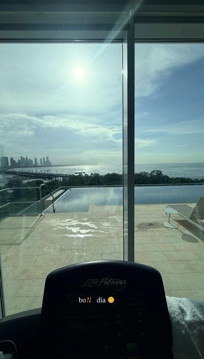 Rakel595nlc's tweet photo. Buenos días #CrisPorta28JL, feliz martes, q pedazo de vistas🥰 #TeamPorta https://t.co/pDewvHBzx8