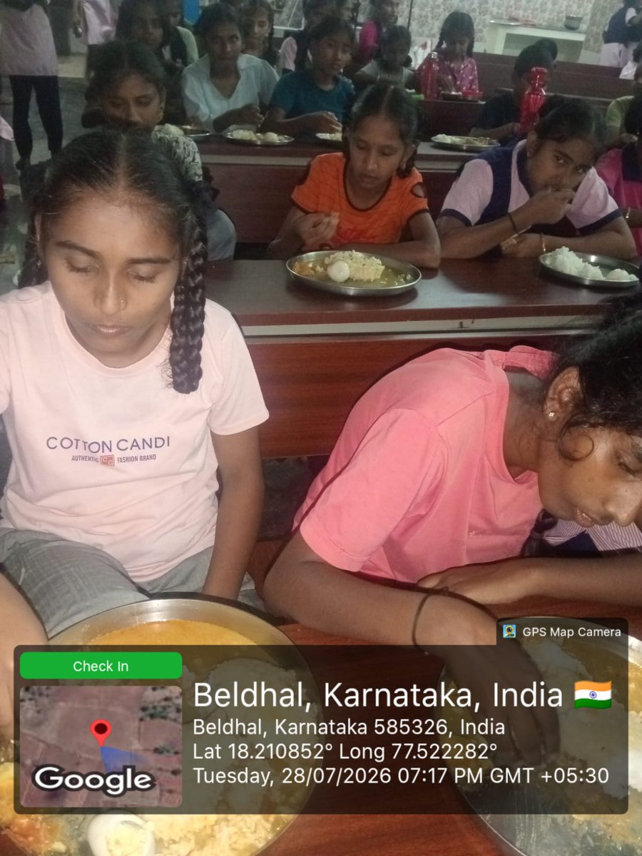 Dbrars_St_822's tweet photo. NIGHT DINNER AT DBRARS SCHOOL ST-822 CHINTAKI TQ AURAD DIST BIDAR https://t.co/xvCShj8mr9
