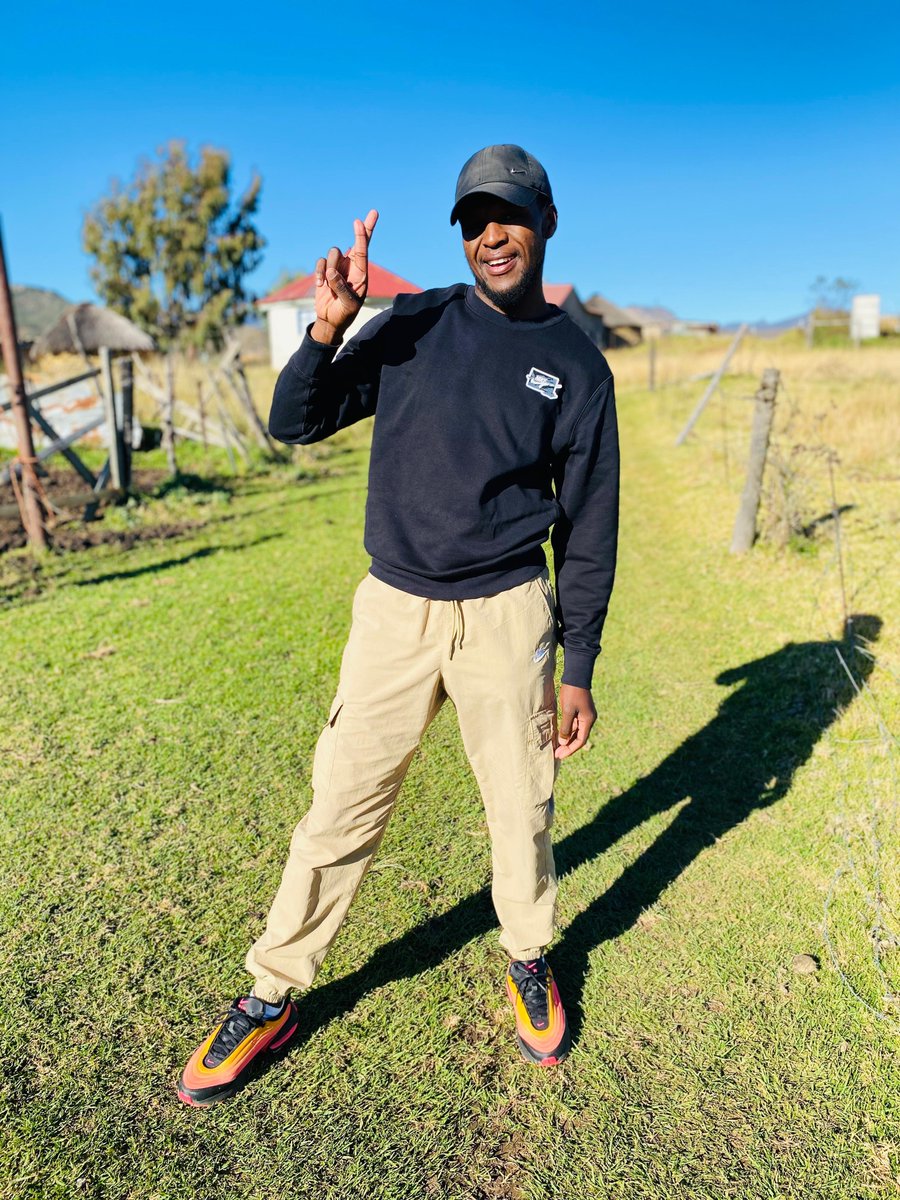 Simthandile_Da's tweet photo. https://t.co/aRHRjvH75e