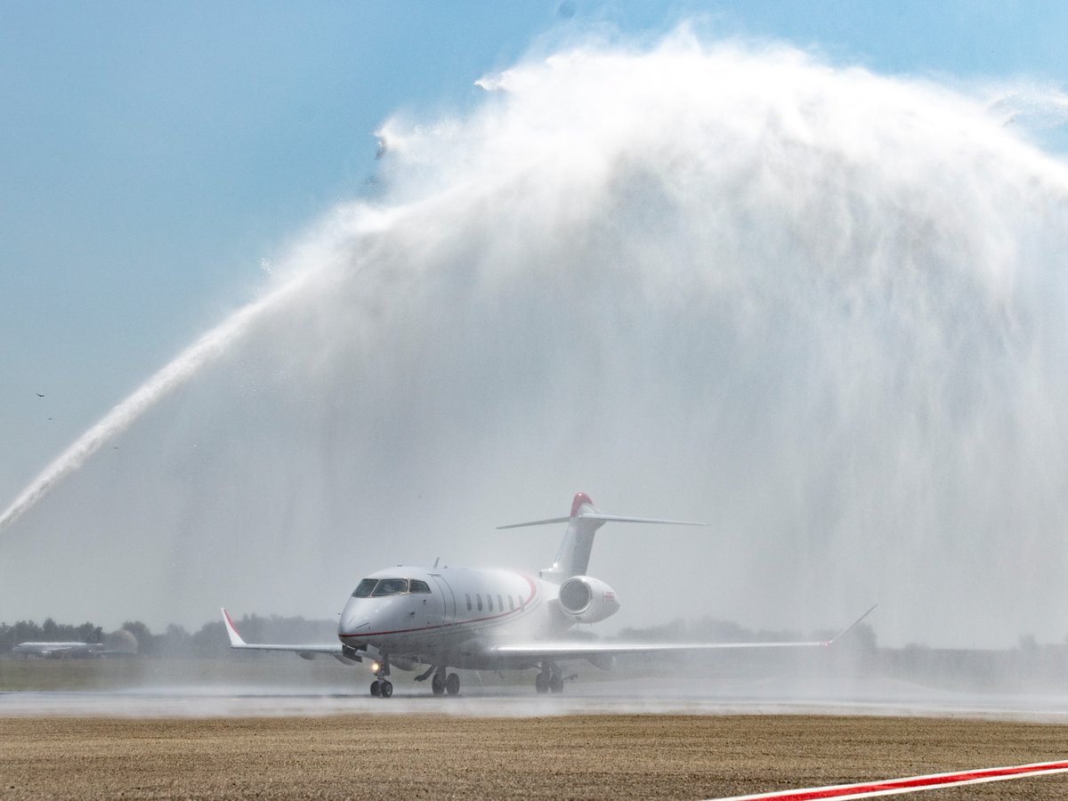 Bombardier tweet picture