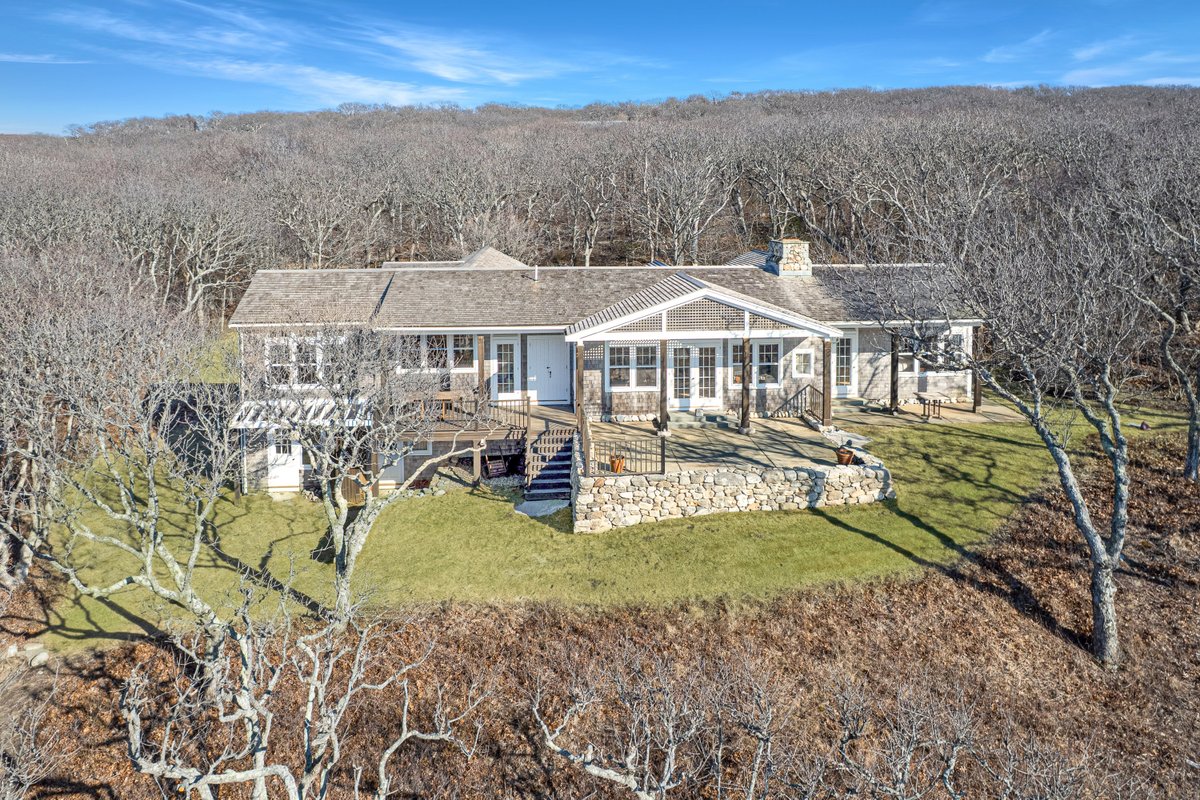 TeaLaneMV's tweet photo. Perched above Martha's Vineyard's North Shore, 78 Hammett Road offers panoramic water views, spectacular sunsets, timeless architecture, and easy access to private beaches and protected conservation land.

Offered at $6,750,000.

Learn more: https://t.co/32XB51zXXv https://t.co/VSTx466gJa