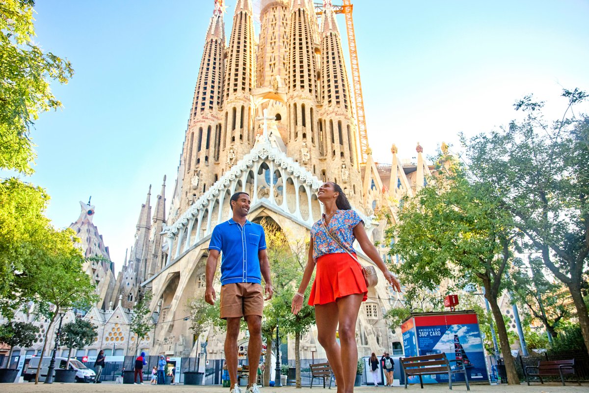 IncantoT's tweet photo. 🏛️ With SEVEN Royal Caribbean ships sailing Europe in 2027, there's never been a better time to explore the world's most iconic landmarks.

🧳 Which itinerary is on your bucket list? Message me at ncairns@incantotravel.com and let's find the perfect one. https://t.co/glLElLbds2
