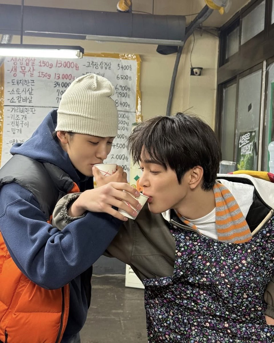 abxxxthe's tweet photo. 내 쌍딩이들 제일 잘 맞고 제일 안 맞아서 관심 있음 https://t.co/nKMnXcXqaL
