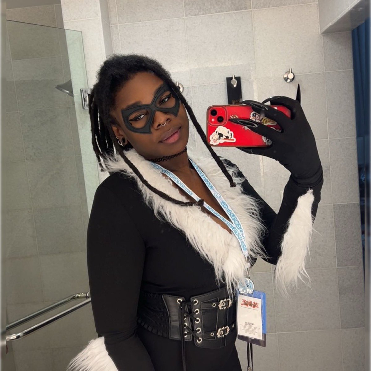 thevespa_woman's tweet photo. I love to cosplay but so indecisive of who to do next. https://t.co/5HHuONLHj2