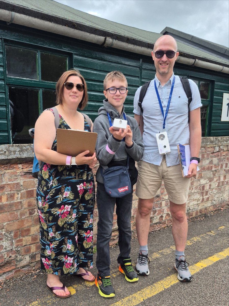 theRSGB's tweet photo. 🕵️Looking for something to do with the family this Thursday 30 July?

Join our 'Find the spy transmitter' activity at @bletchleypark - your task: locate the spy transmitters hidden around the site 

📆When: Thursday 30 July
⏰Time: 10.30am & 1.30pm start times
Spaces are limited to 12 groups per session and are available via https://t.co/XwY8SGNuA3

The activity is free to take part in, however entry to Bletchley Park is required. #RSGBmembers download your voucher for free access to the RSGB National Radio Centre and the historic site at https://t.co/oBKXe1WEYn

#amateurrradio #hamr #STEM #MiltonKeynes #SummerFun #FamilyFun #SpyActivity #SummerHolidays