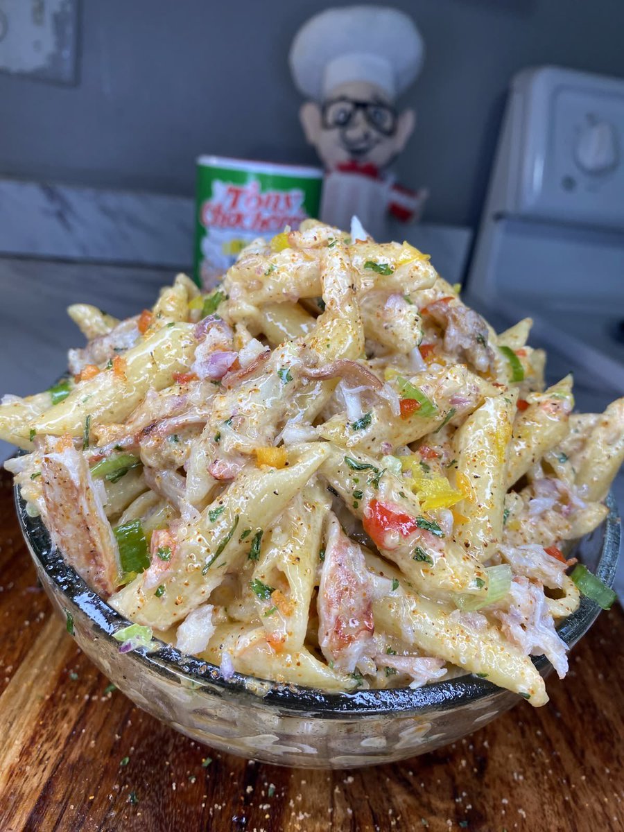 bossbabejass's tweet photo. Crab-Pasta Salad Lovers 😍 https://t.co/gRw4L9vA3v