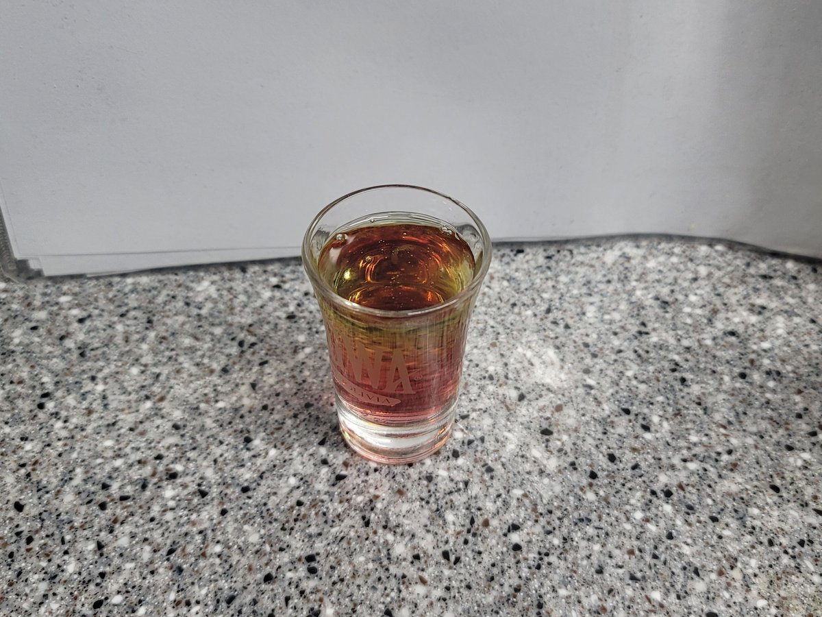 glencairn67452's tweet photo. #Live_que
이큐님도 한잔 해요~ https://t.co/wgQocrhDy1