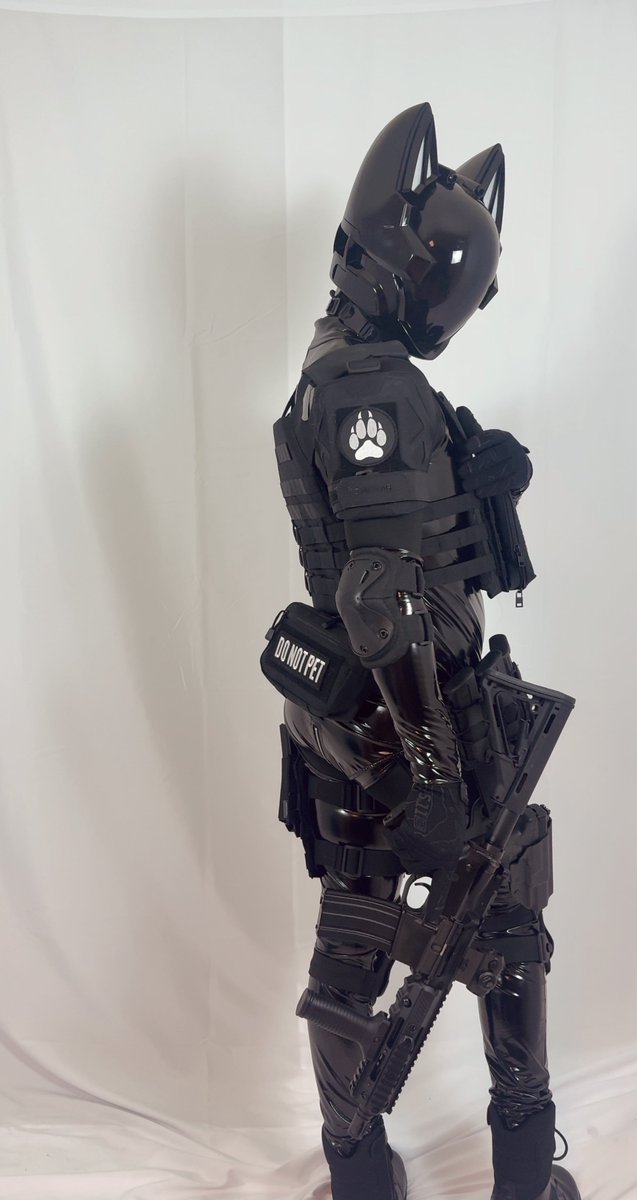_F0XPLAY_'s tweet photo. Quite happy with how this pose ended up looking

Maybe I’m biased but I think it’s a good angle for me~ https://t.co/e21j40G3VE
