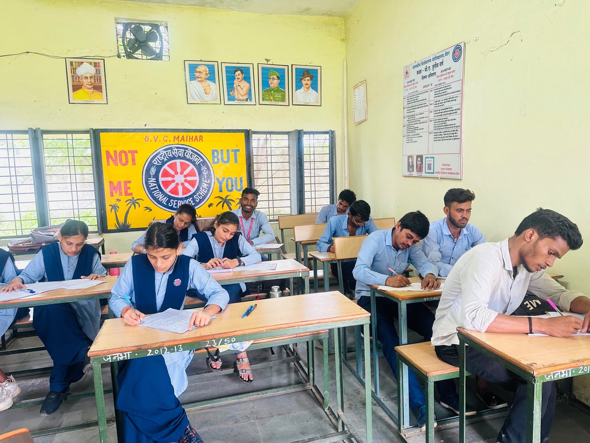 ROHITTIWARI_MP's tweet photo. प्रधानमंत्री कॉलेज ऑफ़ एक्सीलेंस, शासकीय विवेकानंद स्नातकोत्तर महाविद्यालय मैहर राष्ट्रीय सेवा योजना  इकाई के स्वयंसेवकों की बी प्रमाणपत्र (B Certificate) की लिखित एवं मौखिक परीक्षा सोमवार को आयोजित की गई।
@NSSRDBhopal @NSSBUBhopalMP @_NSSIndia @NSSCELLGOVMP @BhartiyaConnect https://t.co/UIRqIioiGM