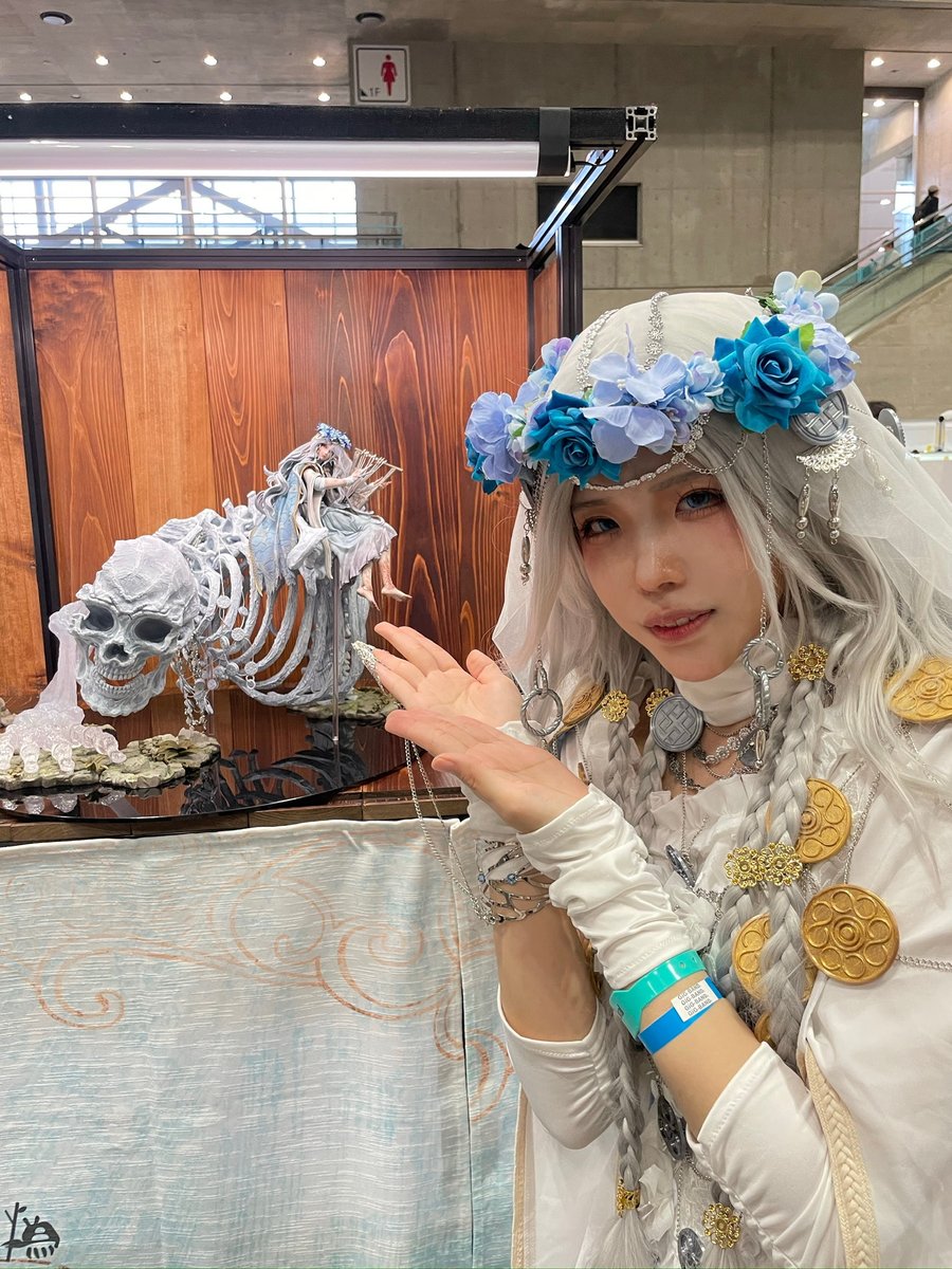 naruyotame4's tweet photo. WF2026夏　復讐者ちゃんが遊びに来てくれたよ！
嬉しい～可愛い～☺️
復讐者ちゃん：다젤(@dazel_cos)様 https://t.co/lUZCBP46xv