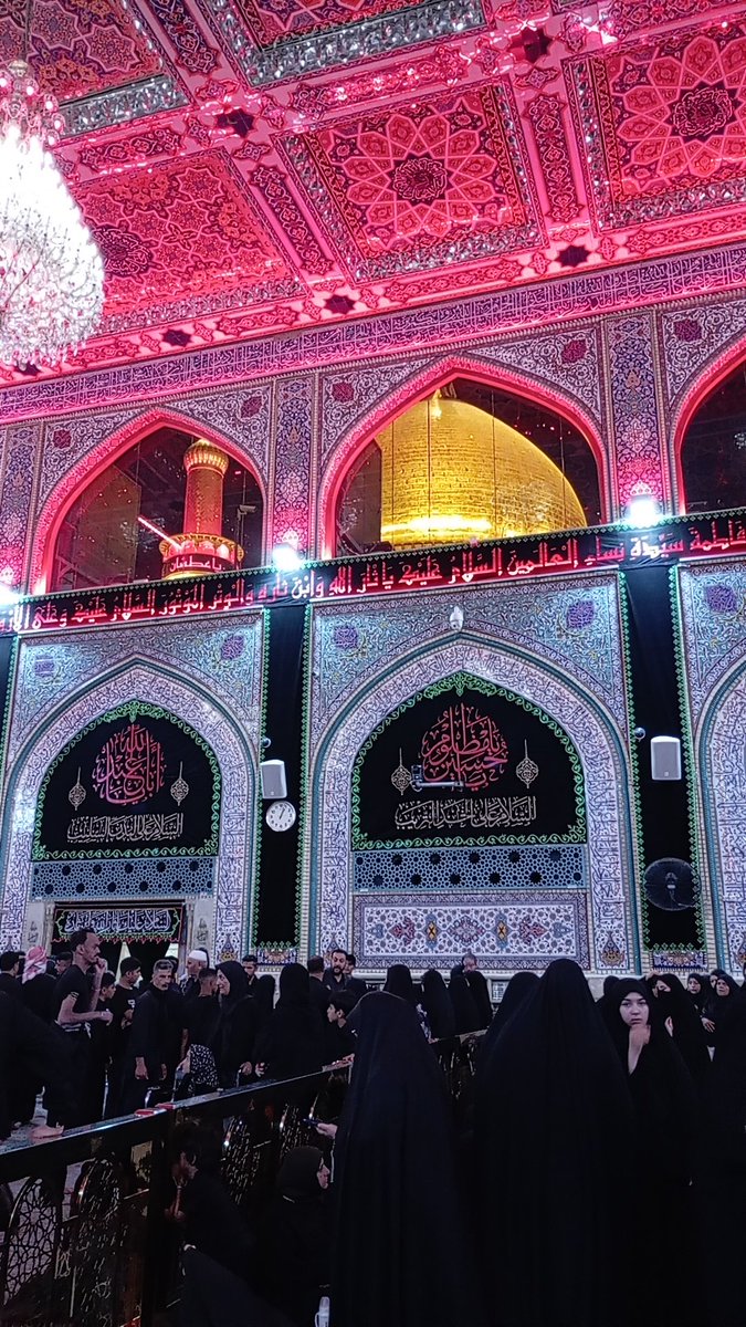 Habibi85_ir's tweet photo. همیشه میگفتم  من کربلا نمیرم
چرا؟؟
چون دلم نمیومد آقا سید علی نره و من برم انقدر گفتم
 تا آقا راهی کربلا نشه منم نمیرم که
آخر سر...
بعد آقای شهید منم راهی کربلا شدم🥺❤️‍🩹 #یالثارات_الحسین #بیعت_حسینی https://t.co/cSvQsR95Kx