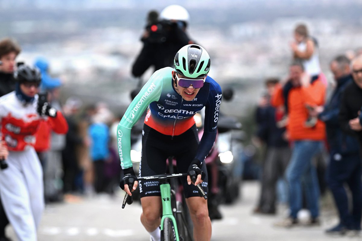 eliott_aime's tweet photo. Tour de France is done and we are all depressed so let’s go for a thread 

2026 best cycling performances 💥 

10. St Romain de Lerps 🏔️ 6,8km 500m 

Paul Seixas 🇫🇷 
16’18 -> 7,28w/kg ⚡️ score 829 📈 

First solo of Seixas career, surely not the last one. A star is born. https://t.co/RCQSx7fHKF
