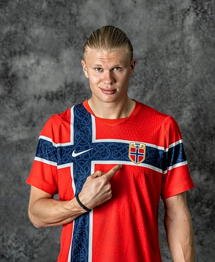 AlwaysBetOnIO's tweet photo. My Favourite people/characters to get to know me a thread:

1. Football: Djed Spence, Kylian Mbappé, Jude Bellingham, Erling Haaland https://t.co/PRYGA57QUW