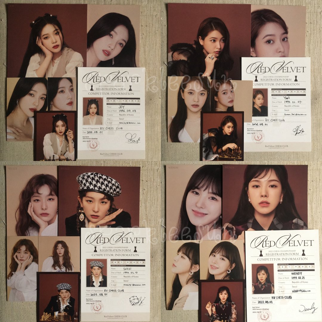sparkleesun's tweet photo. wts ready stocks on hand
2022 sm artist season’s greetings loose items 

★ RM10 each
★ take two or more (prior bulk)
★ take all qyop 

slots available in reply 

🛎️ postage and meet up available 

🏷 nct 127 dream wayv red velvet sg sg22 #pasarnct #pasarnctmy #pasarluvies https://t.co/ELKH6nEhDQ