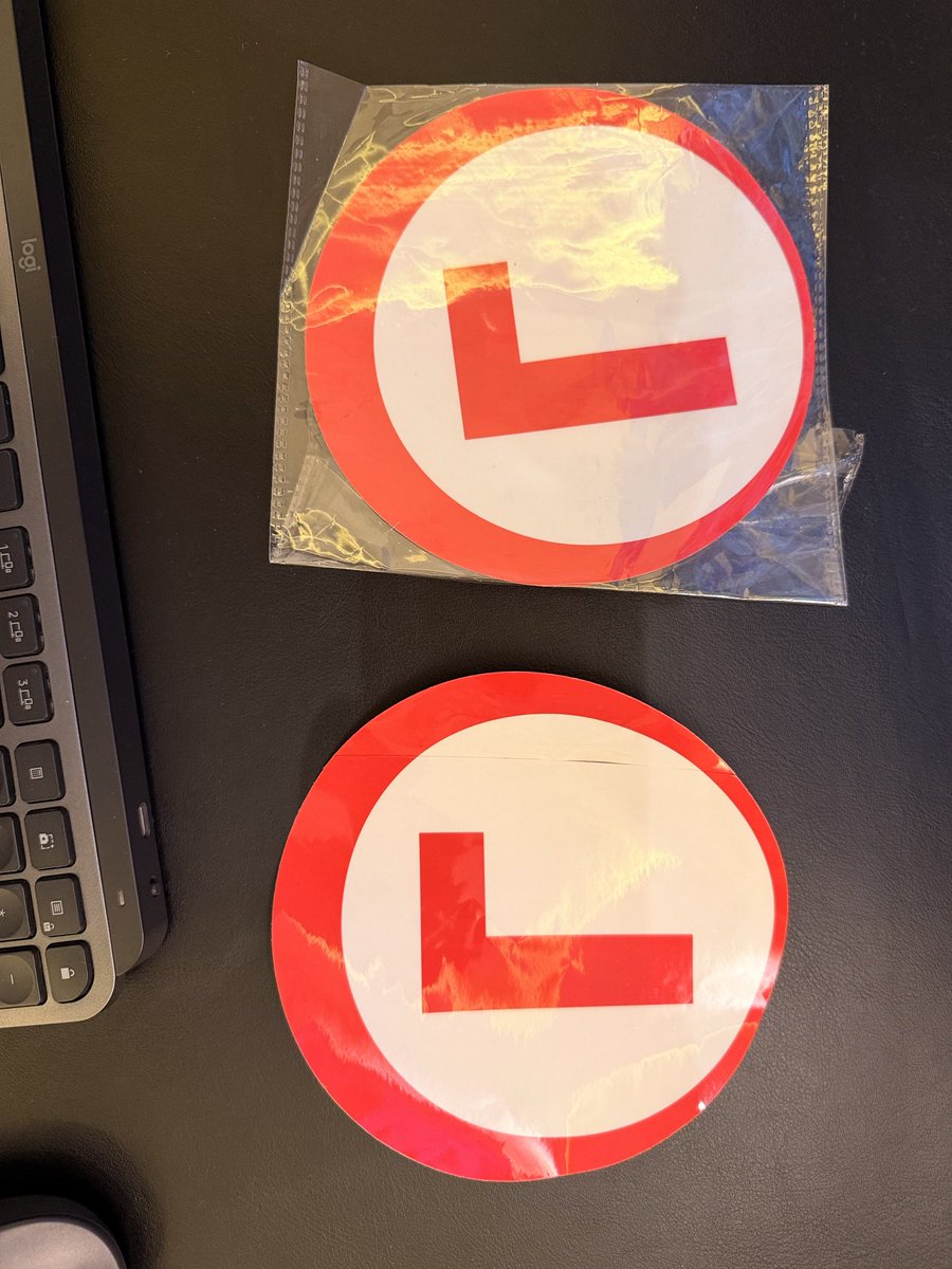 sahilkumar1012's tweet photo. WhTF have you delivered? It’s a manufacturing defect product! 

@letsblinkit @blinkitcares @blinkiteng https://t.co/cOExrUE07R
