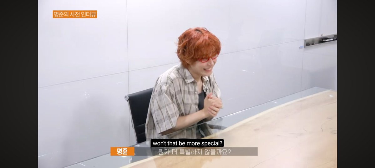 JinnieRefuge's tweet photo. Is the word "applying" here means "proposing" right? 
So MJ will propose to aroha or whoever come to the fanmeeting by sing a new song?! https://t.co/itkbpOFYi0