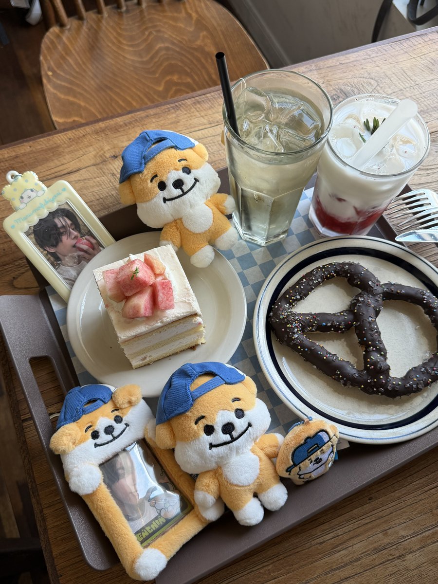 yonizang's tweet photo. 즐겁댜아아암(모든게다강아지💕🫪 https://t.co/d3DiuT79mJ
