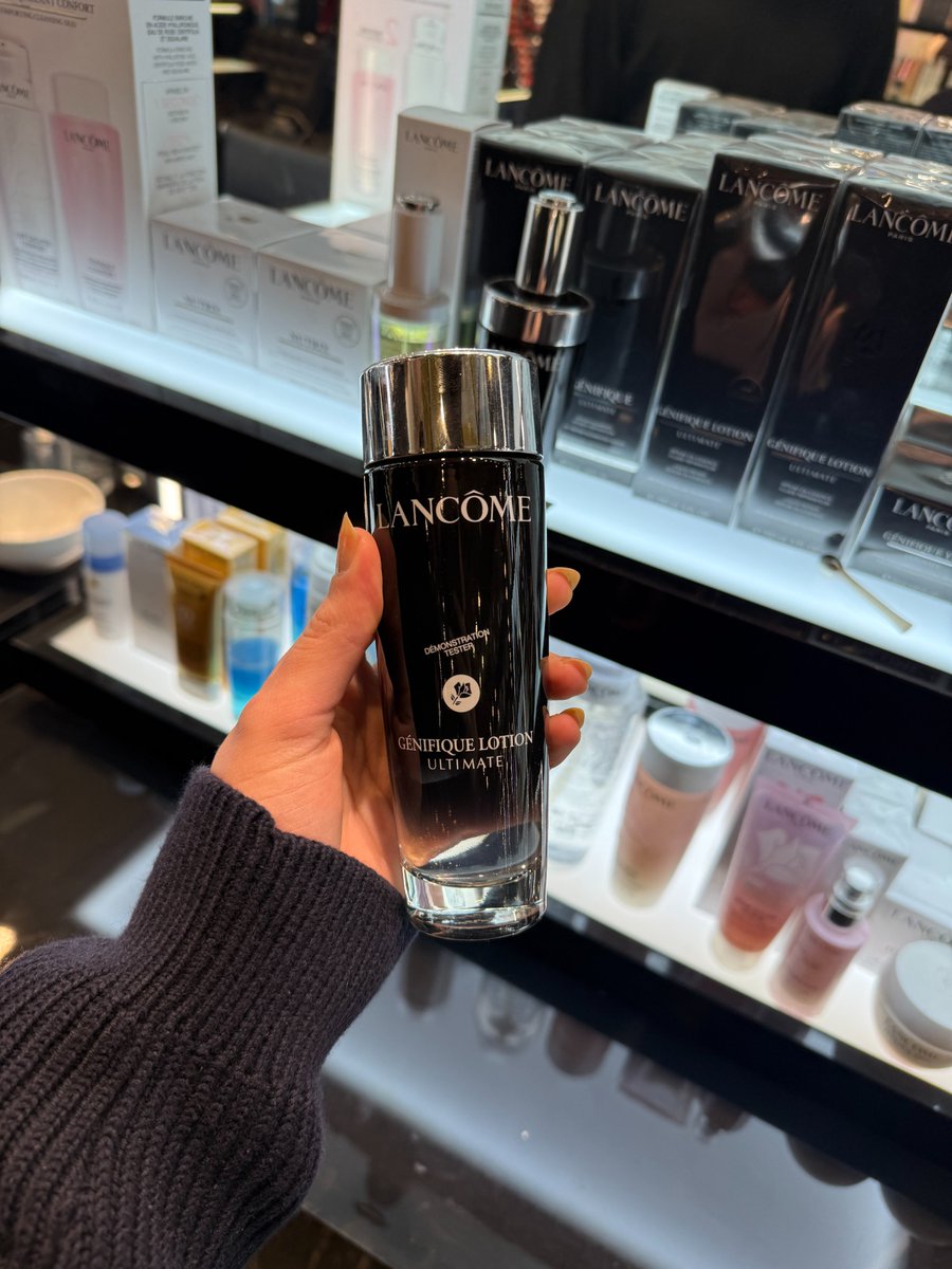 anntocamila's tweet photo. Cuando vas a comprar un perfume a Juleriaque o Rouge, probablemente primero lo pruebes con un tester.

Para L’Oréal, decidir cuántos enviar no es un detalle: mandar de más aumenta los costos; mandar de menos puede significar perder una venta.

Así lo resolví con IA 👇 https://t.co/MWQEvNJ2Ns