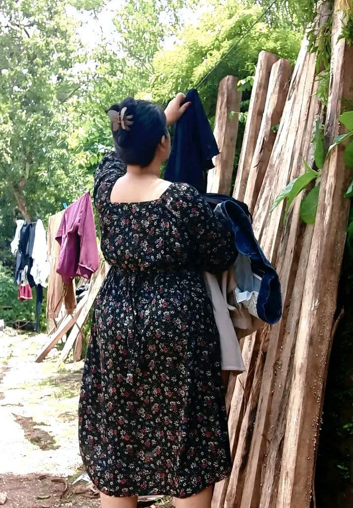 OmBob7b's tweet photo. Ouh nikmat sekali memek mu ibu mertuaku 🥵, meki yg tembem, dan bokong yg semok, montok ginuk2, membuat setiap kontol ngaceng dan ingin menusuk nya hahaha 🤣 https://t.co/ObCACujnmM