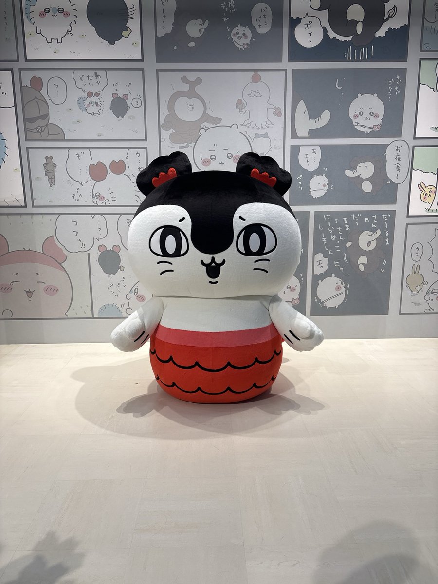 subeman123's tweet photo. そういえばちいかわパークでセイレーンﾁｬﾏから真正面で目線いただけて良い写真撮れたのです。 https://t.co/fsCDuTfT4v