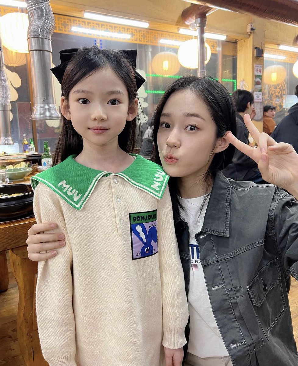 itscicilogy's tweet photo. Adek Soyul ini emang jodohnya jadi versi kecil Yooseo ya? 🥹🤍
Udah 2 kali dipercaya meranin masa kecil karakter yang diperankan Yooseo, mulai dari #CrashCourseInRomance sampai #TheEastPalace. Seneng banget lihat mereka dipertemukan lagi di project yang berbeda🫶🏻
Semoga next time bisa ketemu lagi di project ketiga yaa. 🥹