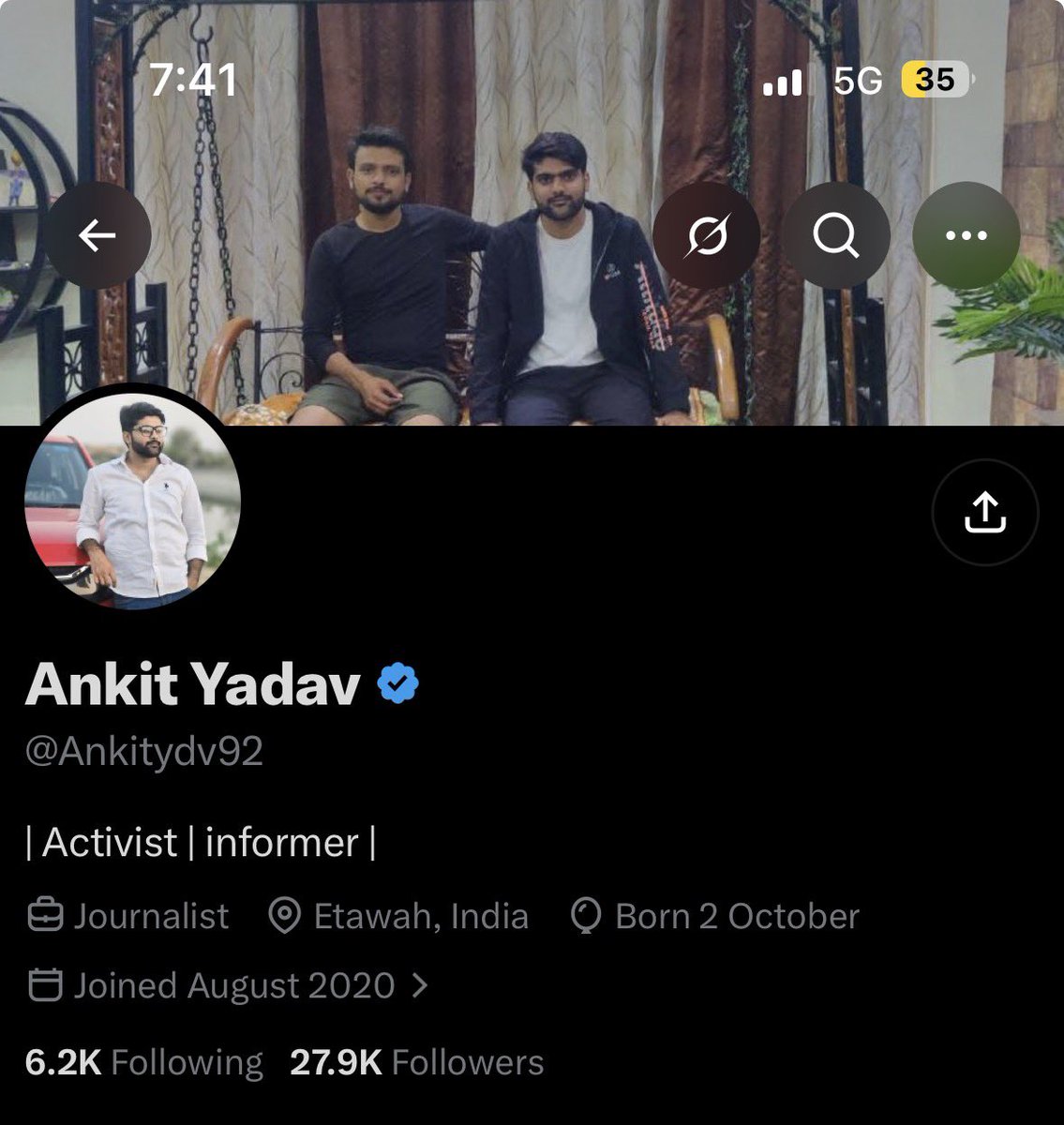 speedhunk123's tweet photo. समाजवादी पार्टी के IT सेल मेम्बर अंकित यादव पर मेरे जिला लखीमपुर खीरी में फ़र्ज़ी खबर को प्रेषित करने को लेकर FIR दर्ज हो गई है! @Ankitydv92 

जैकी यादव की बराबरी करने के चक्कर में गुनाह कर बैठे अंकित जी। 

तिकुनिया कांड से संबंधित भ्रामक खबर प्रसारित की थी! https://t.co/fD2IeK91Mf