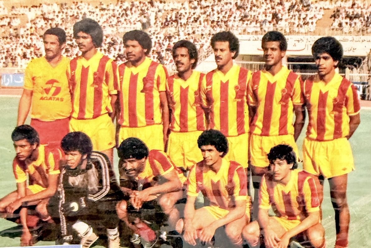 ilove_ssd's tweet photo. والله زمان يا قادسية 
نجوم من ذهب خدمت الكيان القدساوي واستقرت في قلوب محبيه ♥️💛
#القادسية @Alqadsiah #قدساوي_اول_وتالي https://t.co/ksWN6kAr67