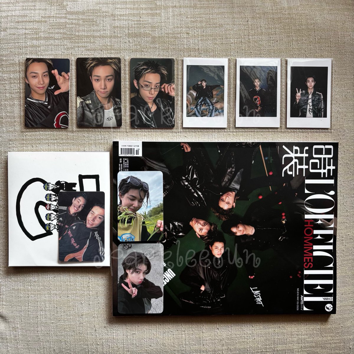sparkleesun's tweet photo. wts ready stocks on hand
lngshot misc

★ take all only qyop 

🛎️ postage and meet up available 

🏷 lngshot ryul l’officiel hommes louis sticker book mixtape #pasarlngshot https://t.co/7fdgcz2jyd