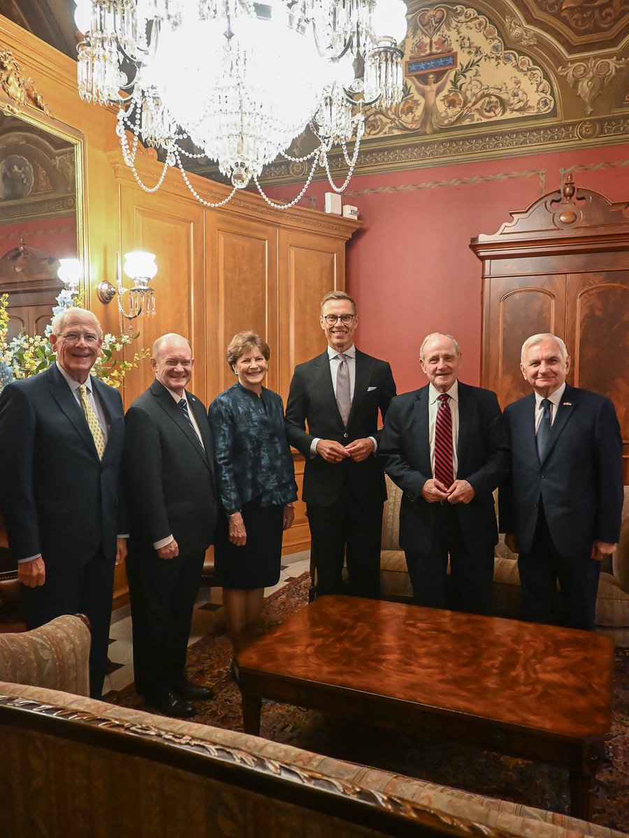 alexstubb's tweet photo. Morning meeting with senators @SenatorShaheen, @SenJackReed, @ChrisCoons, @SenatorRisch and @SenatorWicker.
 
Good discussions on Ukraine and Russia, NATO and Iran. https://t.co/Z5cK64zJb9