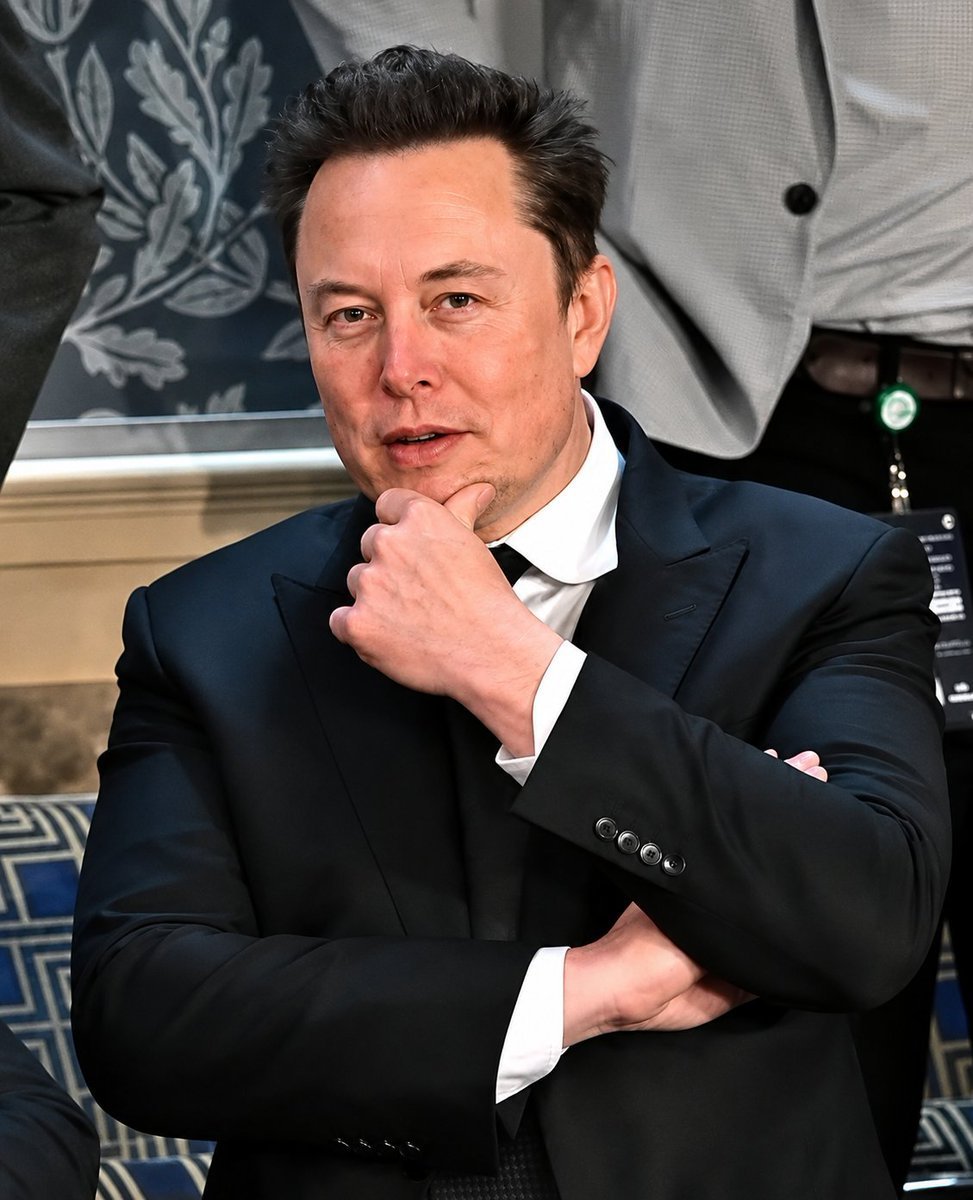 AmericanTowerOp's tweet photo. If Elon offered you ONE thing, what would you choose?

A. $1 Million 💰
B. A Trip to Mars 🚀
C. A Tesla ⚡
D. Dinner with Elon 🍽️ https://t.co/IP9X7UHA50