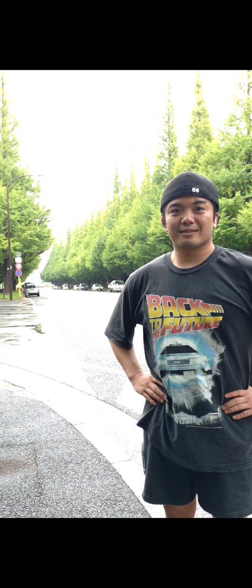 yusukeokada33's tweet photo. 今日は引き続き高鹿選手の
撮影行って参りました！

スワローズファン的撮影やったのに
バック・トゥ・ザ・フューチャーTシャツ

着てくるあたり、敢えてイジりませんでしたが

まぁ、いいでしょうw

皆さま、選手のこんな動画見たい
リクエストありましたら

コメント下さい！

#ddtpro
#高鹿佑也 https://t.co/MxXQhD5EpG