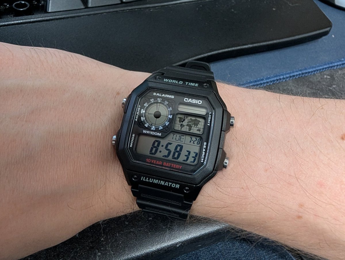 agfinn's tweet photo. I love me a Timex Ironman but ngl I'm liking this Casio. https://t.co/UKyge0D8Dd