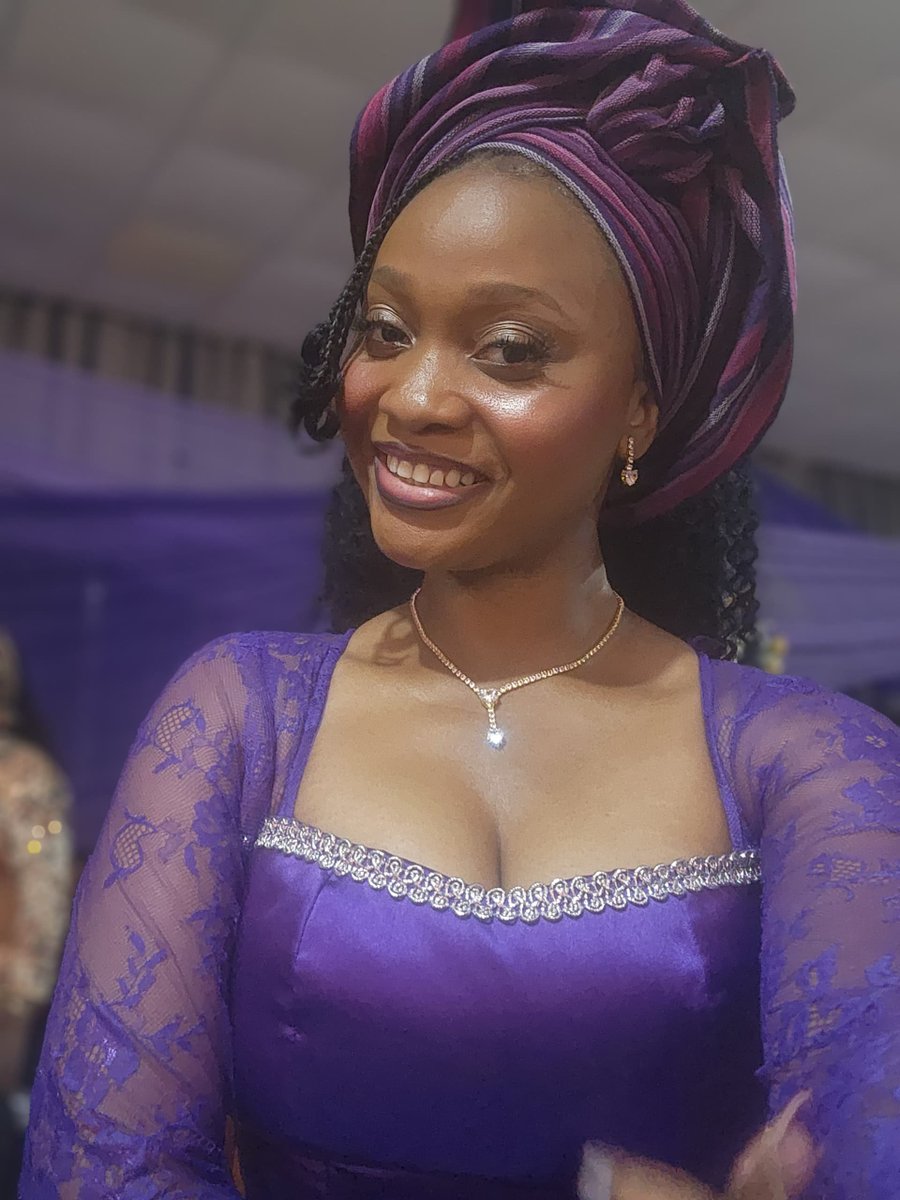 pruddyyyy's tweet photo. Saturday was FYB Day 5: Cultural Dinner/Fake Wedding 🥰🫠 https://t.co/MJE7AWTNsA