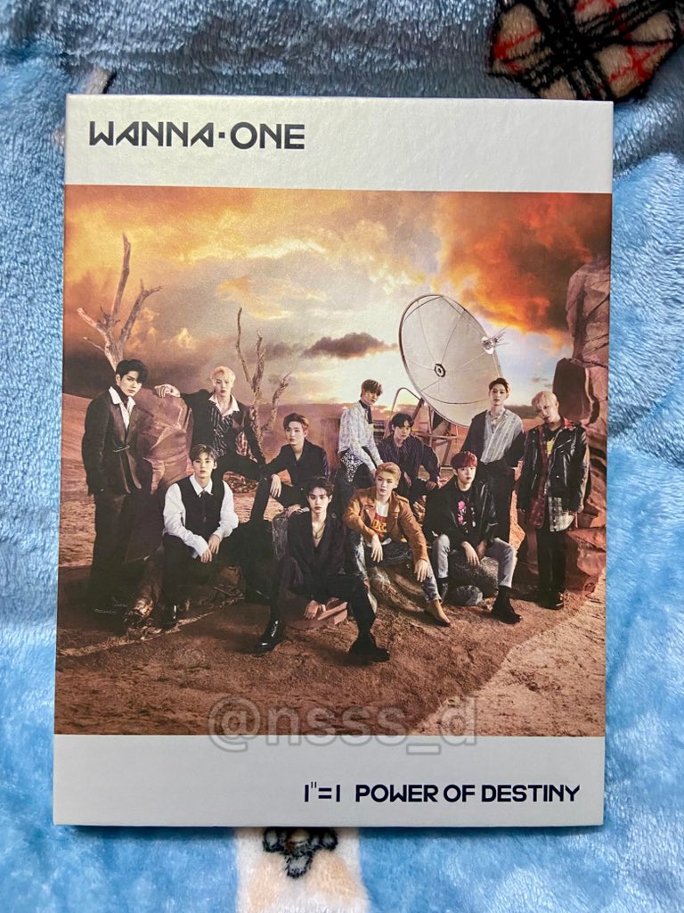 nsss_d's tweet photo. ปล่อย อัลบั้มเปล่า Wanna one
💰ราคา 100 รวมส่ง📬

*dmดูบั้มได้ค่ะ*
#ตลาดนัดwannaone #ปล่อยของสะสม #ปล่อยอัลบั้ม https://t.co/lnUUwuGkfF