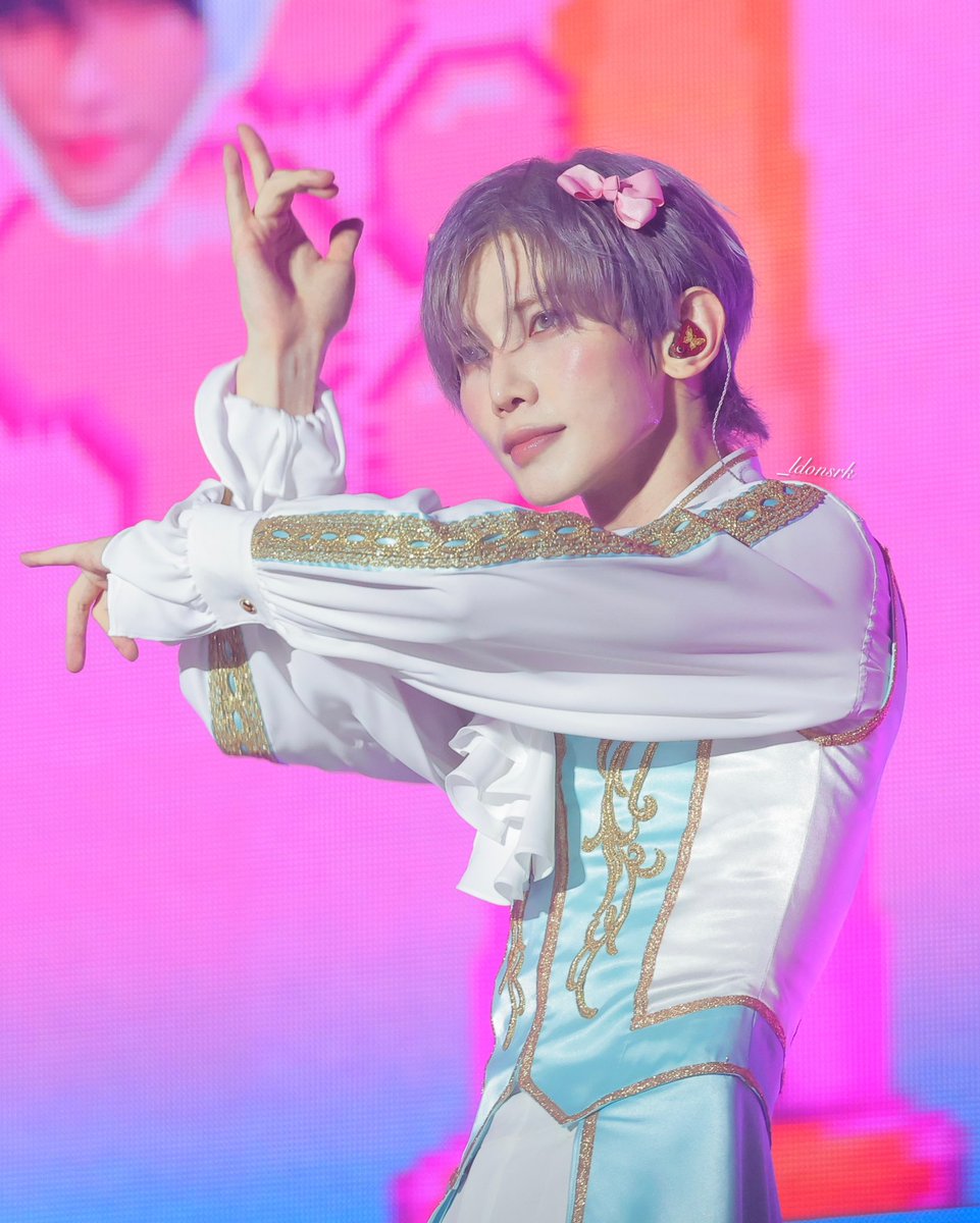 _ldonsrk21's tweet photo. 260718 서울 팬미팅 2일차

🎀🐩

#여상 #강여상 #YEOSANG 
#에이티즈 #ATEEZ https://t.co/a514hJDV0H