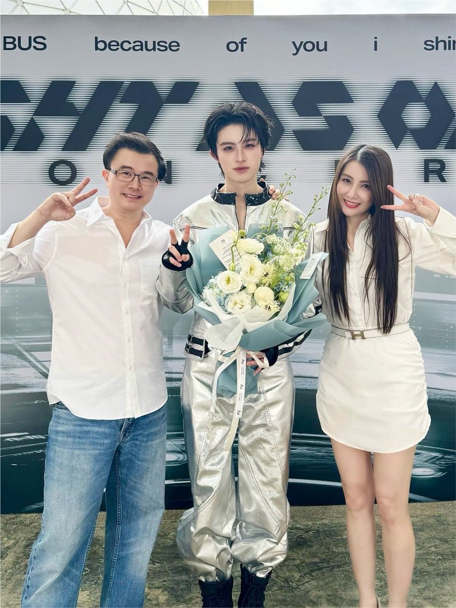 acho0mi's tweet photo. น่ารักกกก เมคอัพขึ้นกล้องมากอะ สะจัยยย https://t.co/ksNU9ktG4H