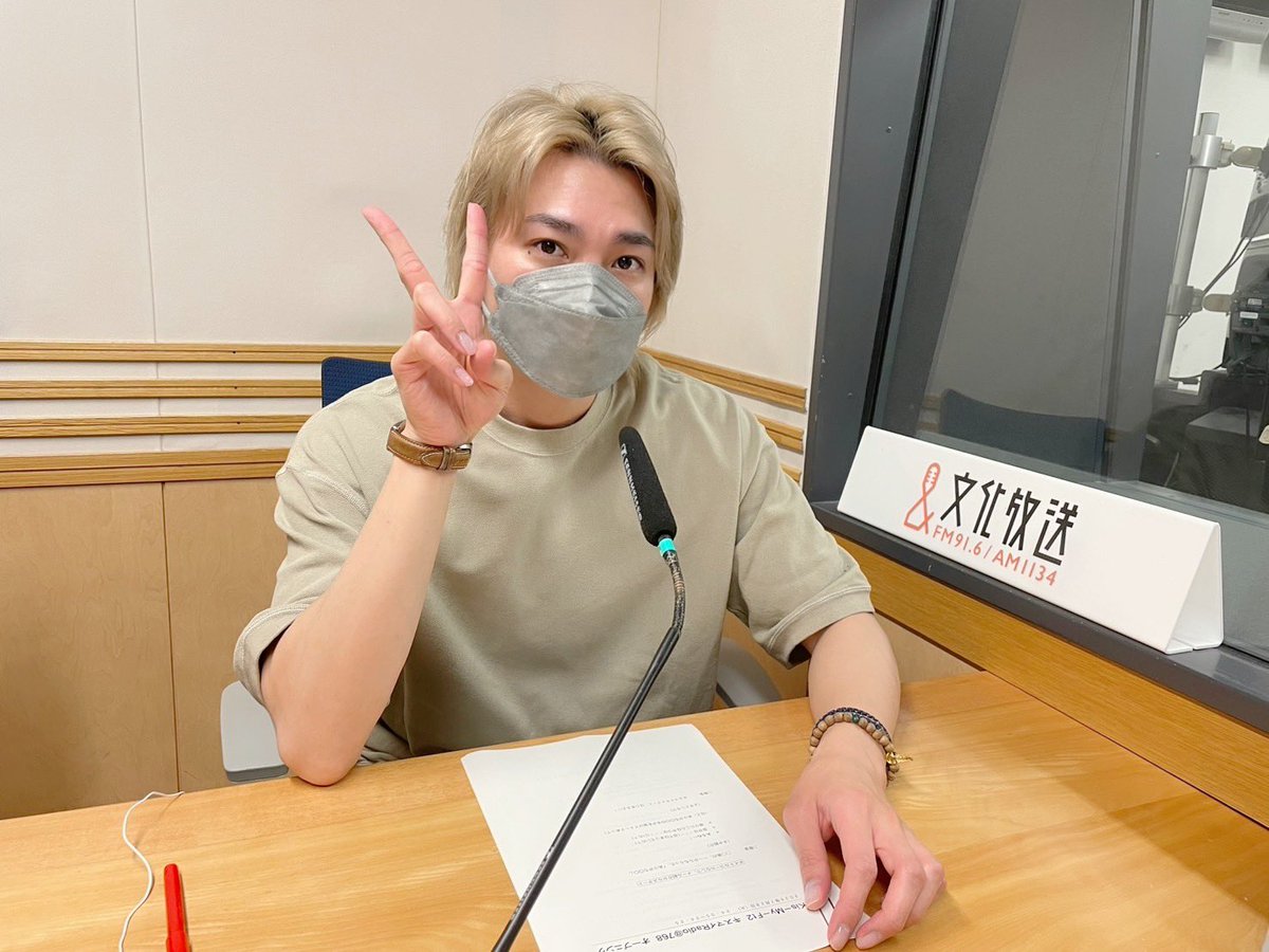 reco_oshirase's tweet photo. ≪#レコメン！≫  

このあと24時5分ごろからは 『Kis-My-Ft2のキスマイRadio』 

今夜は #二階堂高嗣 くんが担当！

▽#radiko はコチラ！ 
https://t.co/jvZW2IVd9d

#KisMyFt2 #キスラジ https://t.co/OnTCnPDifl