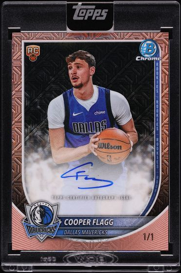 CardsBoulevard's tweet photo. 👀 MASSIVE COOPER FLAGG SALE 👀

The 2025 Bowman Chrome Rose Gold Mojo Cooper Flagg Rookie Auto 1/1 sold for $240,000.

That makes it the 2nd highest public Cooper Flagg sale of all time. https://t.co/6Xl7FSToEp