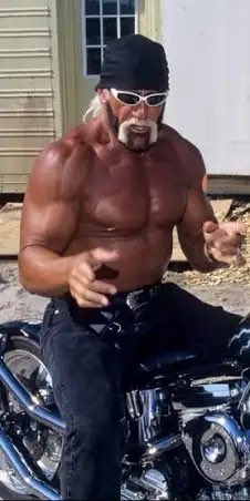 BigLipRadio's tweet photo. I miss @HulkHogan! https://t.co/djj52Dexws