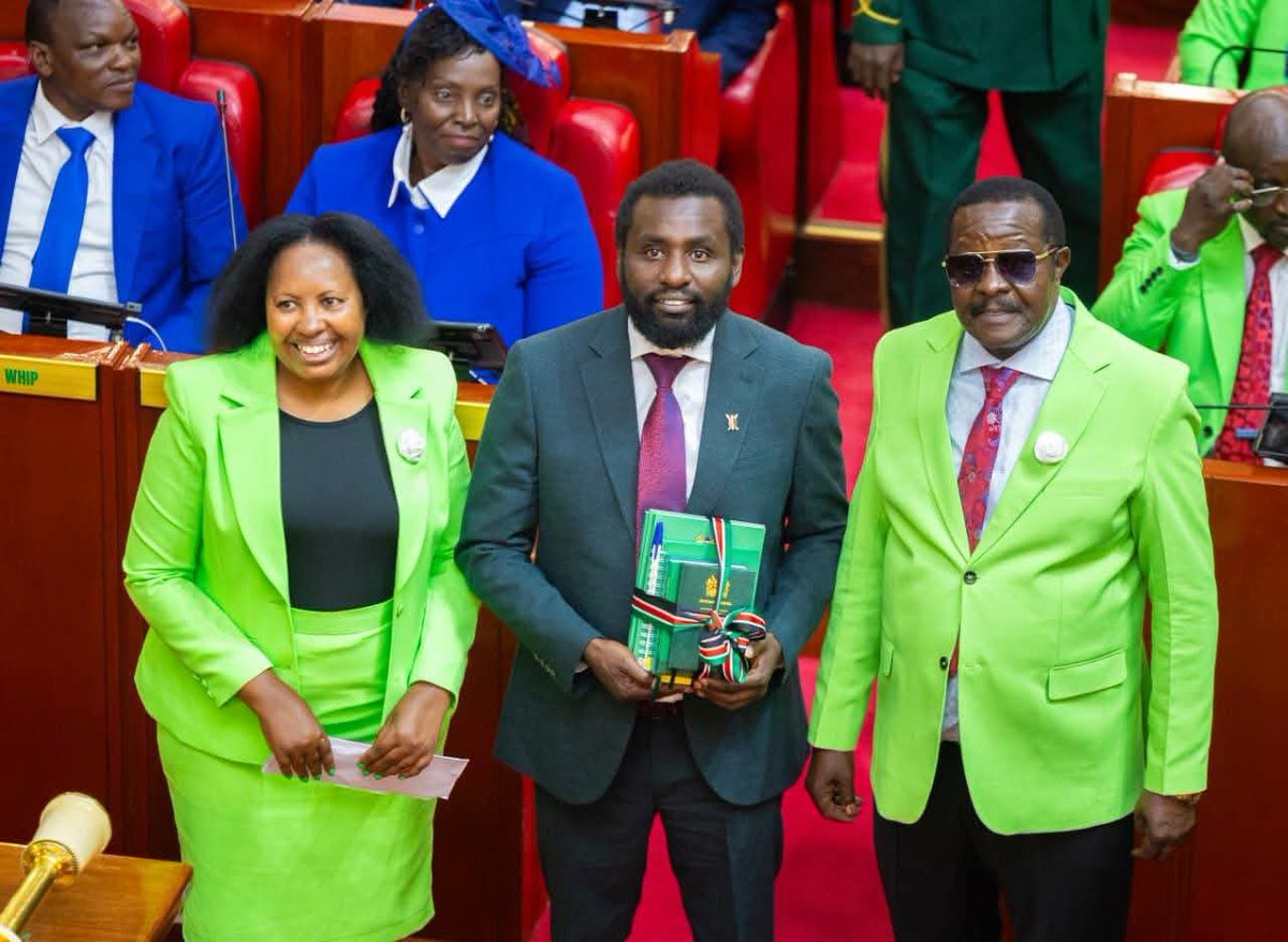 methumuhia's tweet photo. Historic!

DCP has it's first born, Sammy Douglas Kamau Waweru - Ngotho 

Today, before the world, Sammy took his oath of office to serve as the new member of Parliament of Kenya for Olkalou. It's a culmination of the first round of the liberation of our people from the brutal... https://t.co/npxBIfiC1H
